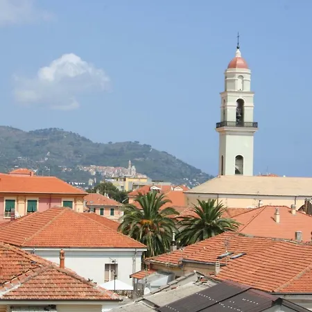 Apartament A 100 Metri Dal Mare Diano Marina